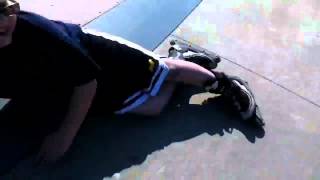 ROLLER BLADING FACE PLANT