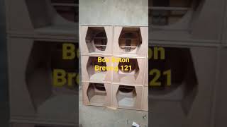 Box Beton Brewog Sebelum Berangkat Glowing shorts