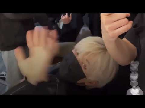 [NCT/지성] 그냥 .. 뭔가.. 자극 심해…