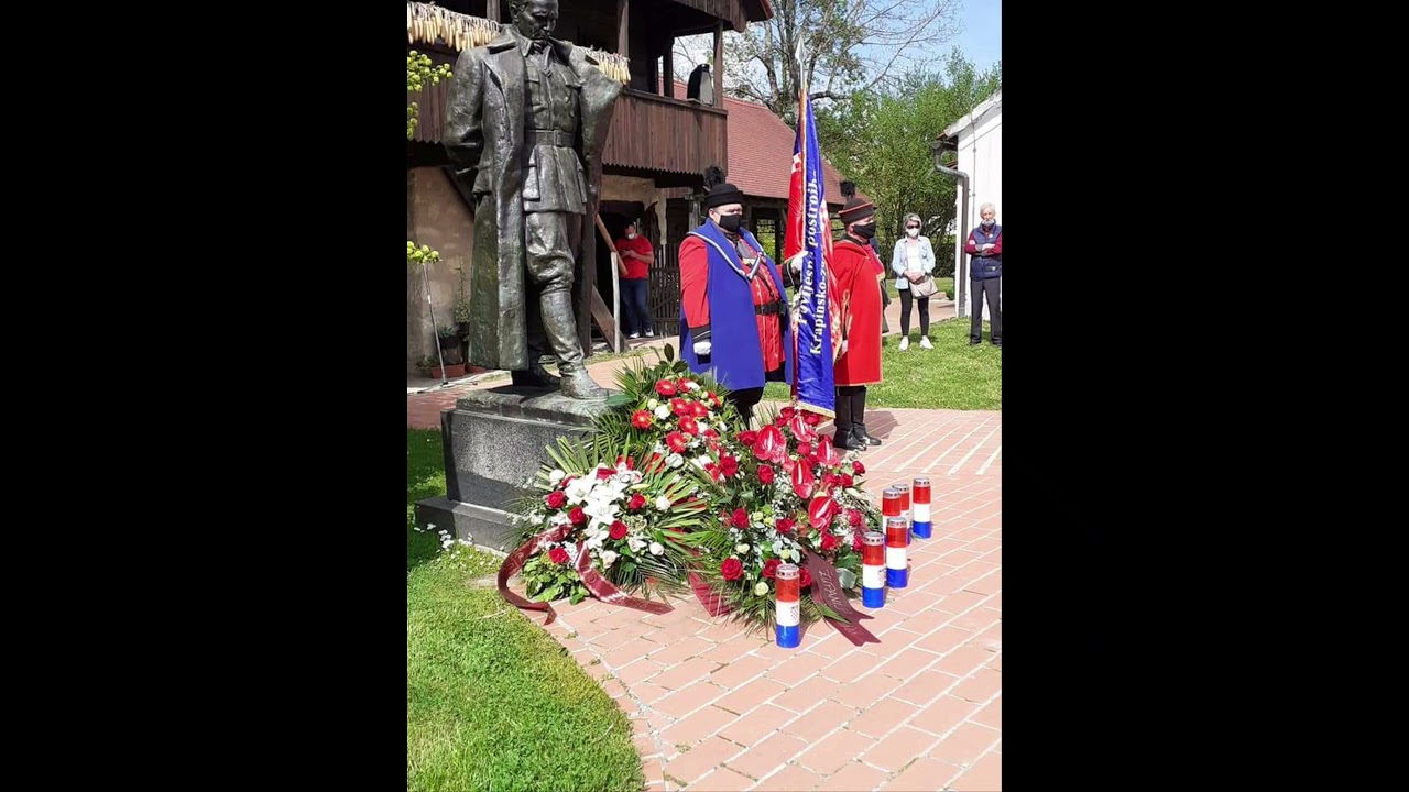 ODAJA POČASTI DRUGU JOSIPU BROZU TITU U KUMROVCU