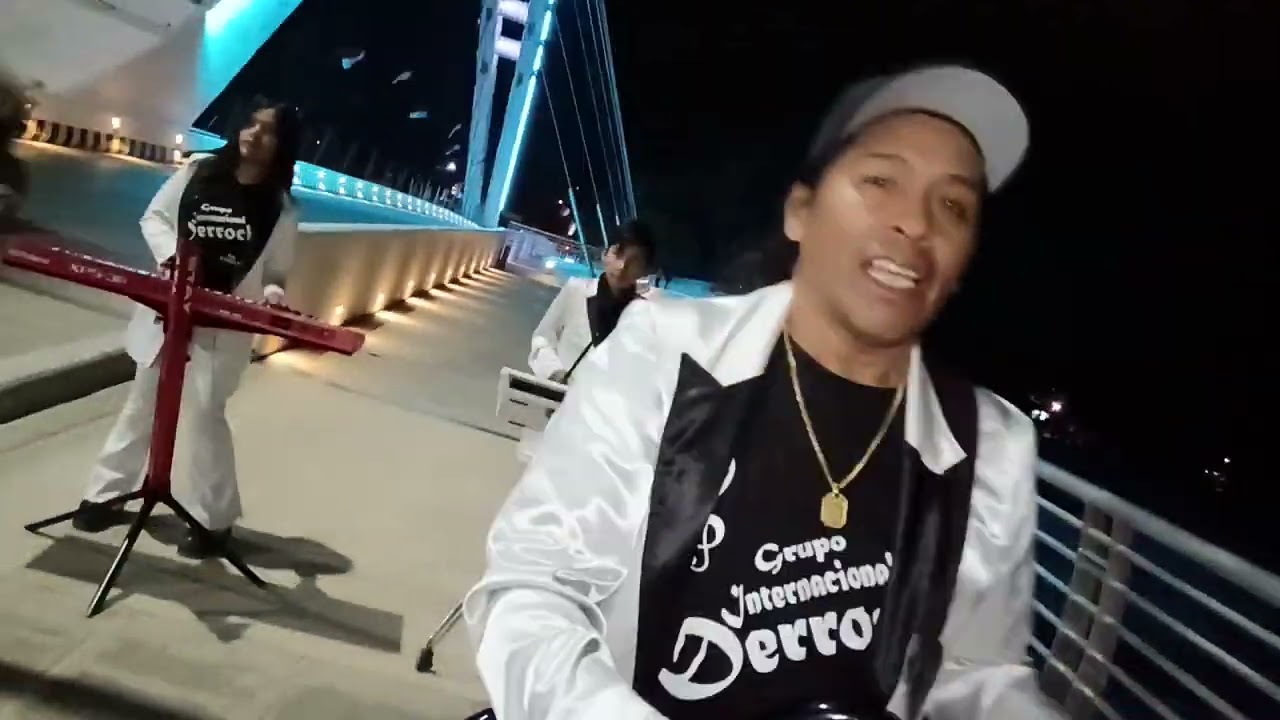 Grupo Derroche - Tema. - Estaba Aquí Pensando 2025