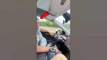 This Tesla Just Roasted Its Owner😂