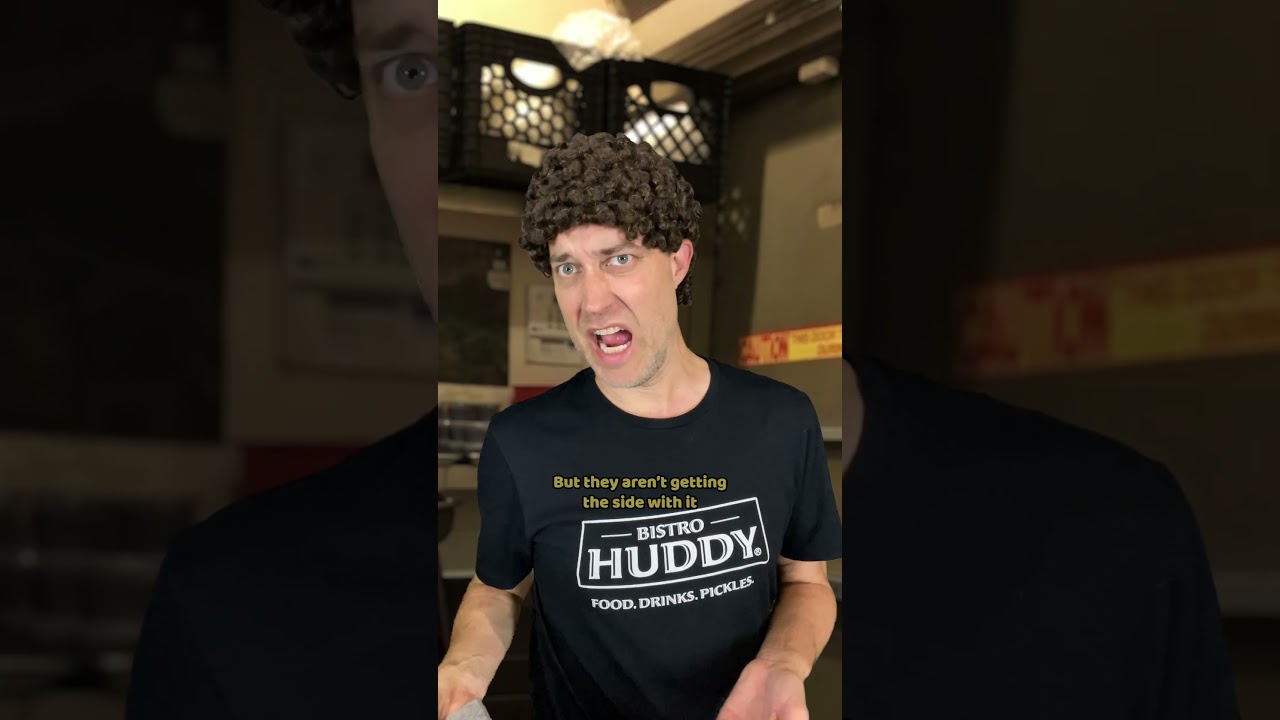 Одна из причин, по которой повара ведут себя как придурки по отношению к официантам