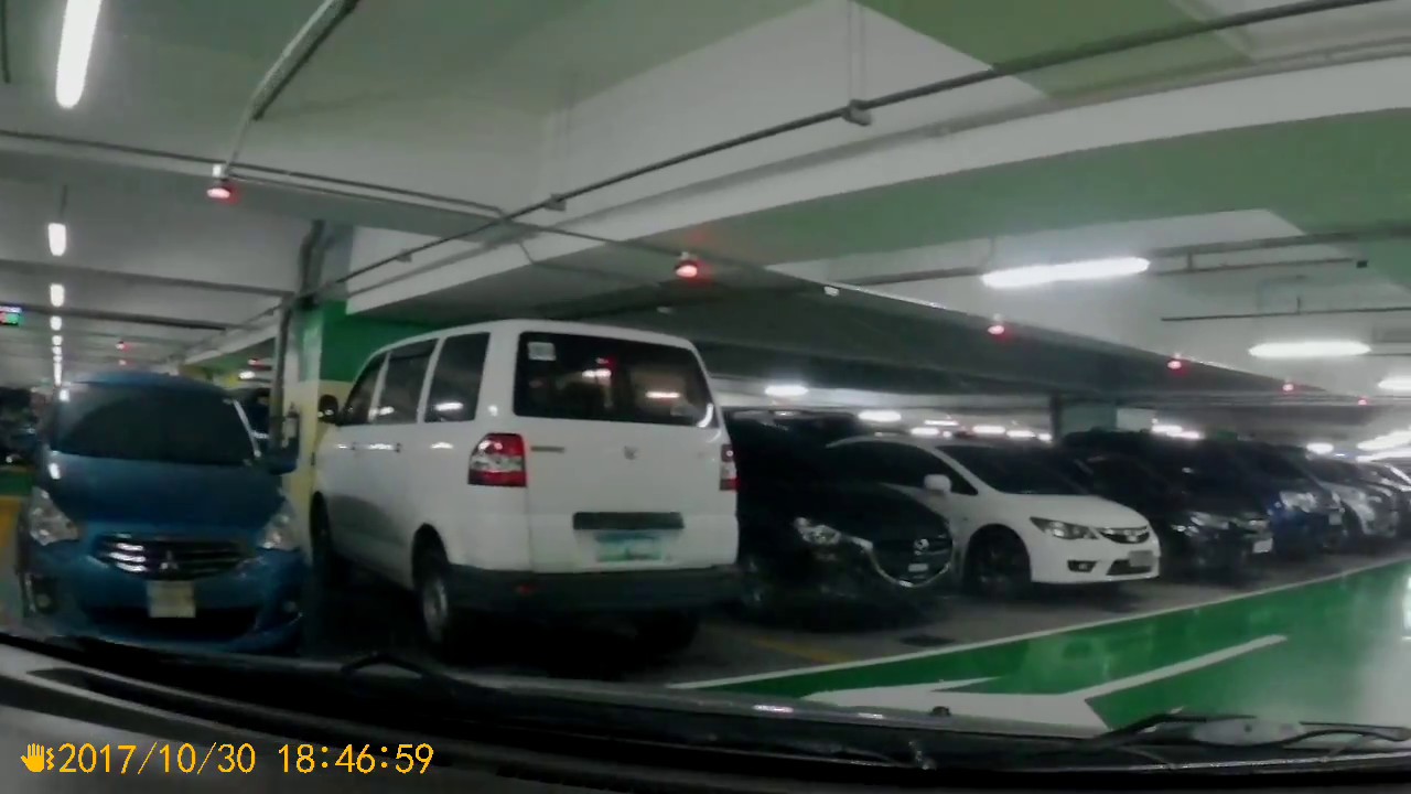 uptown mall parking 720P120fps sj6legend quick time edit