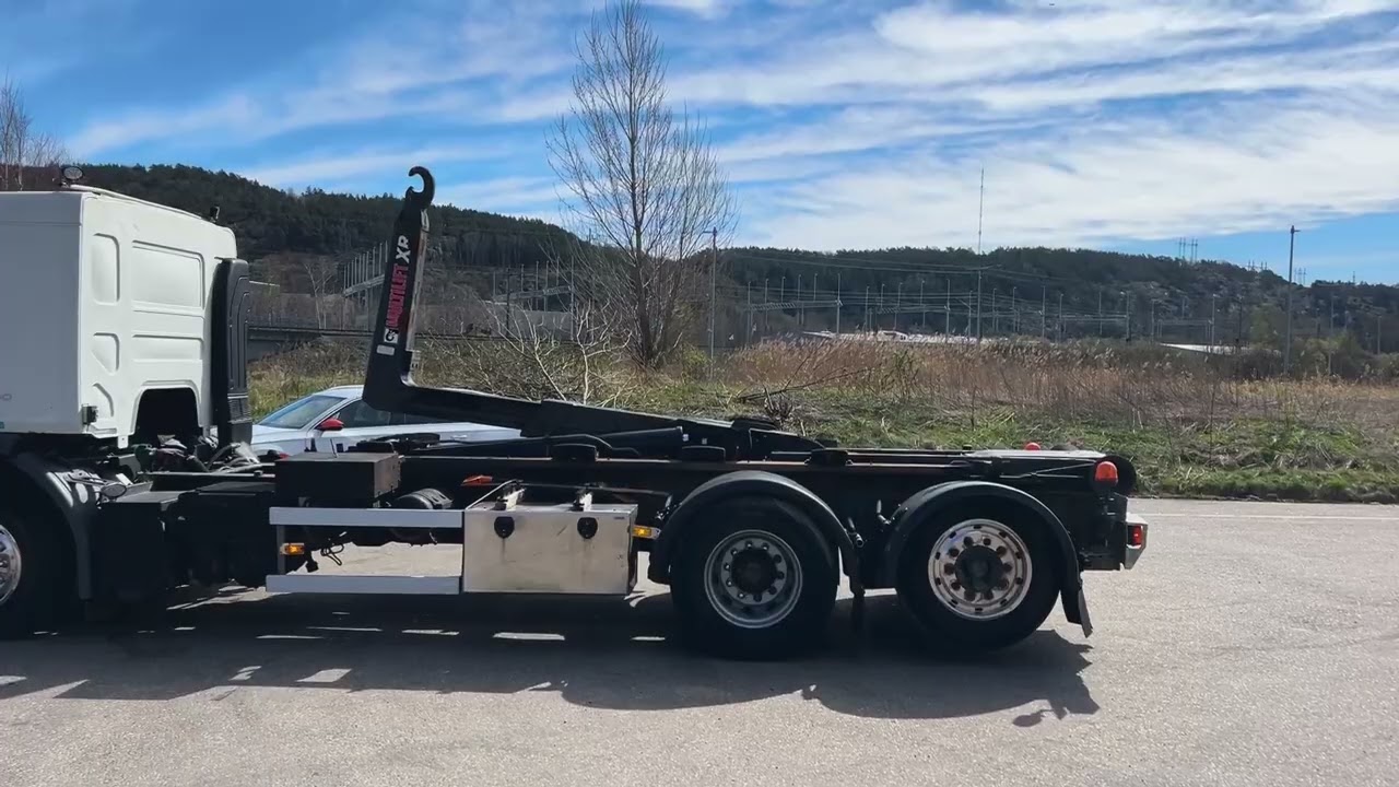 Lastväxlare VOLVO FE 6x2 med HIAB 17T krok