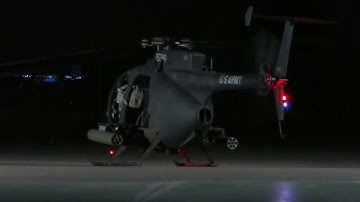 夜の工房駐車場で一日の任務を終えたAH/MH-6 KillerEggが静かに駐機する。