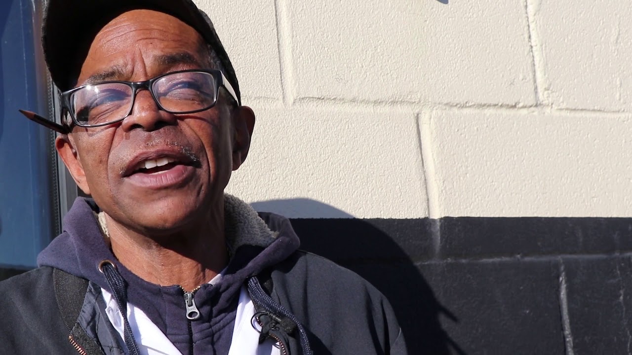 Central Bank of Kansas City: Auto Stop Shoppe