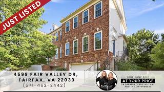 4599 Fair Valley Dr | Beautifully Updated Fair Lakes Townhome for Sale | End Unit Living