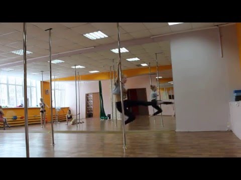 Вылет в карандаш. Reverse grab straddle into pencil.