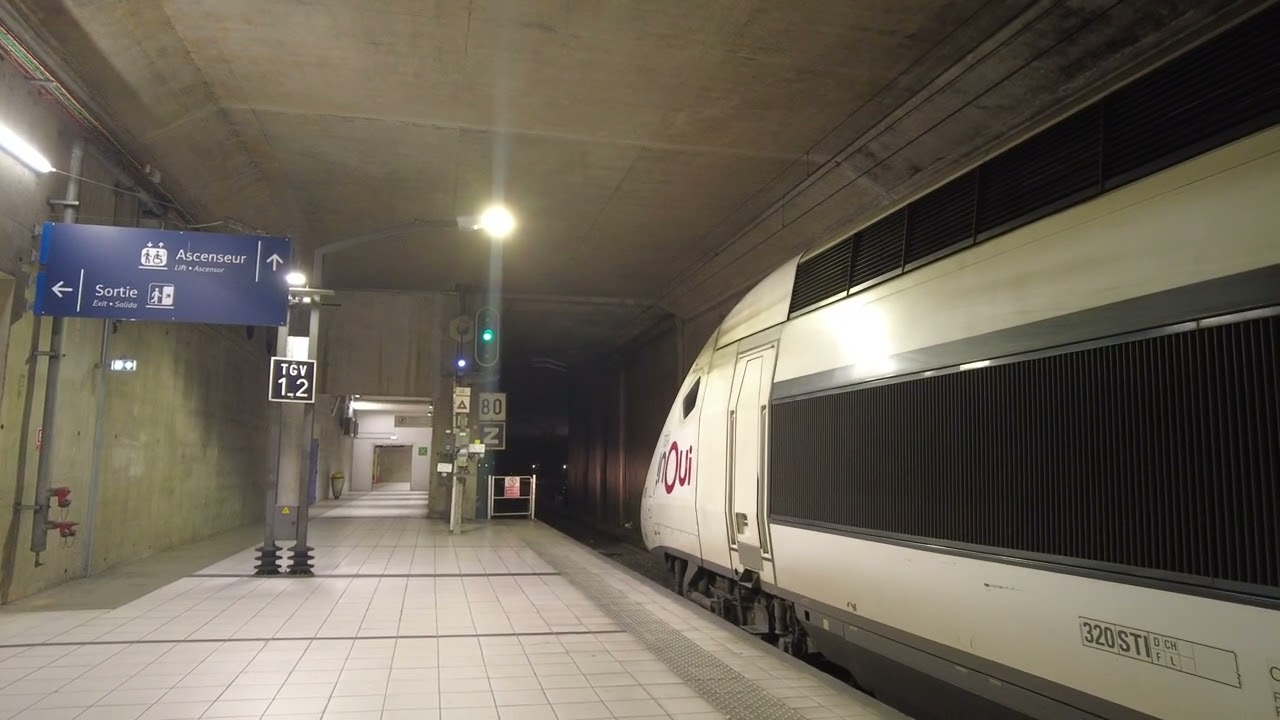 TGV Inouï de 10h37 pour Nantes en Gare de Massy TGV.