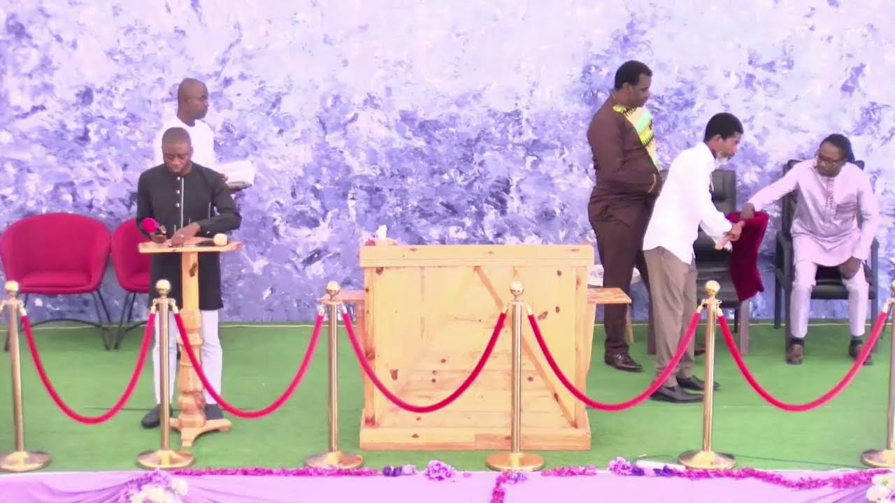 Dr AKE LES OBJETS SACRÉS DE L’INITIATION symboles vivants du mystère dans les traditions africaines2