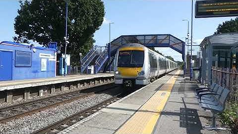 Chiltern Railways Class 168s passing Northolt Park - 23/08/2024