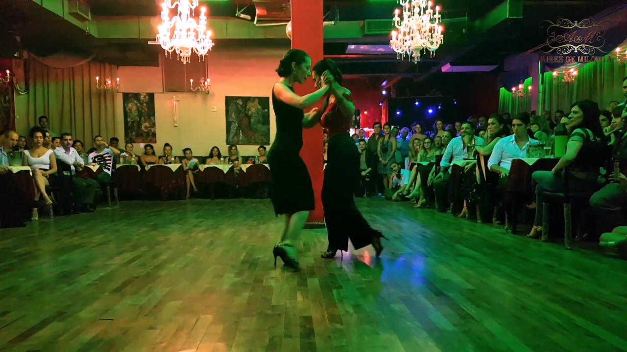 Dos mujeres en el tango. Inés y Corina