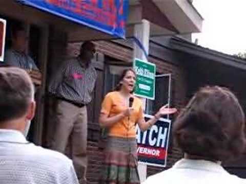 Kate Knuth Speaks at Picnic