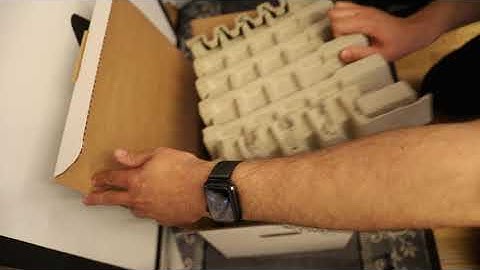 Unboxing ABB 640 Local HMI and REX640