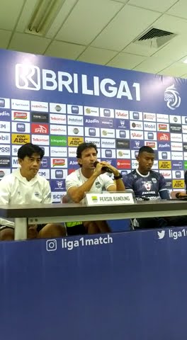 Luis Milla Jelang Persib Bandung Tantang Persija