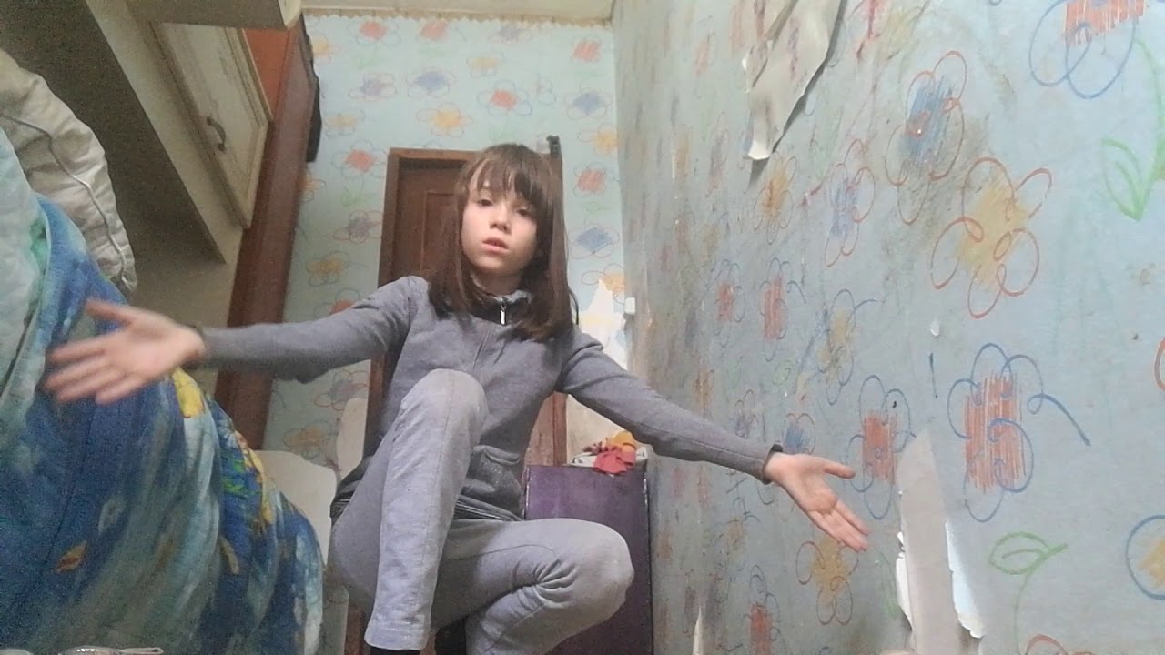 Луна не знает пути песня - YouTube