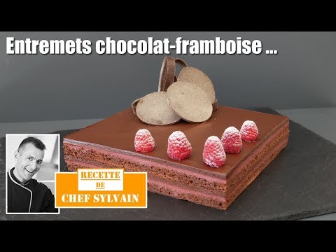 Entremets bavaroise vanille biscuit Joconde insert crémeux praliné (cap  pâtissier) - Tendances-FOOD