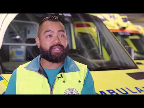 Ambulancechauffeur Noes vertelt over zijn baan bij ambulancezorg GGD Haaglanden