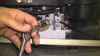 Setting the engine rpm on a honda mower.wmv