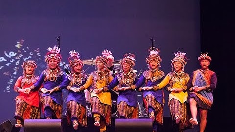 Thumbnail of Daniel Ho and Taiwu Children's Ancient Ballads Troupe