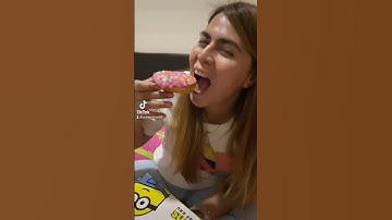 STRAWBERRY SPRINKLE 🌈 #shorts #donuts #satisfying #trending #viral