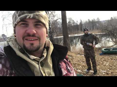 Рыбалка и отдых с друзьями на Реке Иркут. Митсубиши Делика. Зимовьё.
