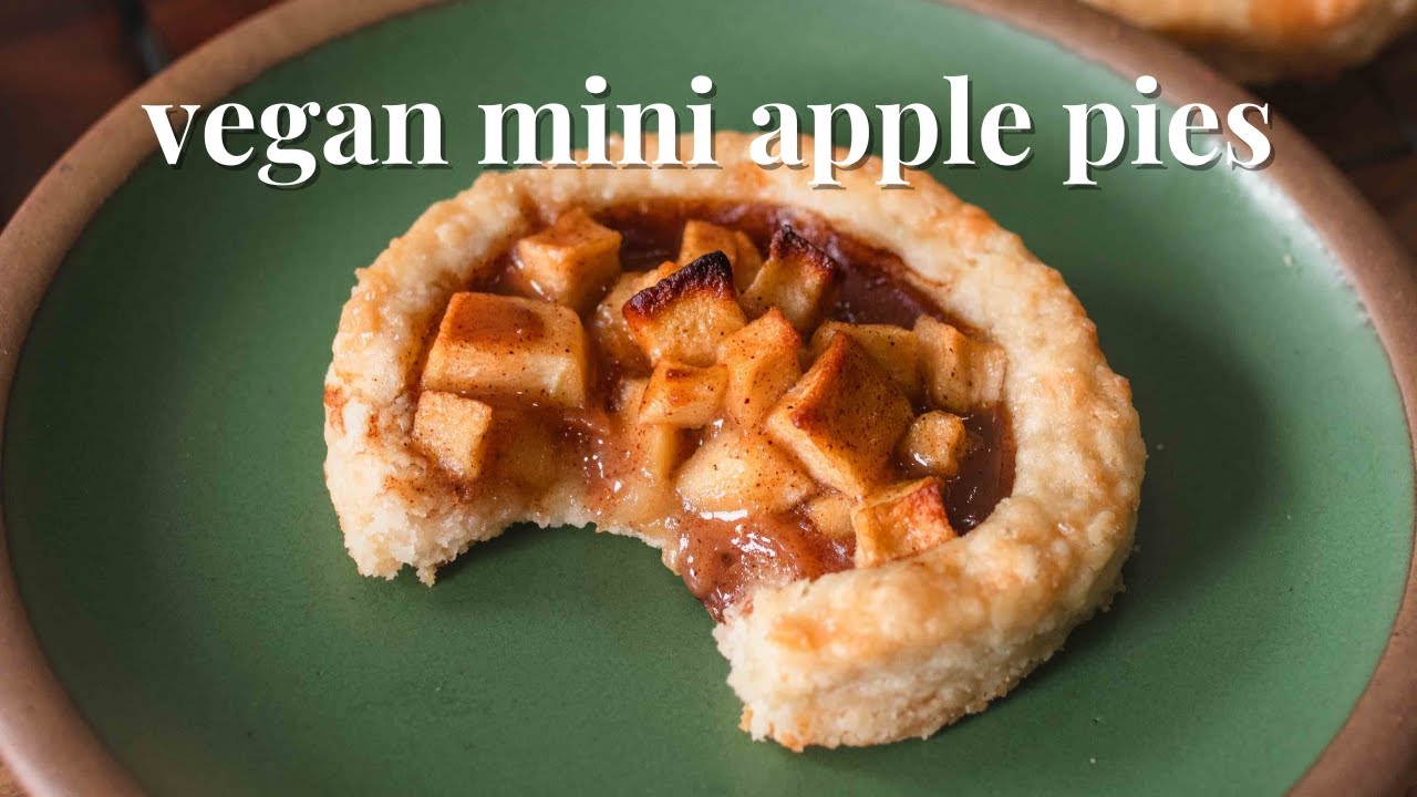 Vegan Mini Apple Pies | Easy Fall Dessert