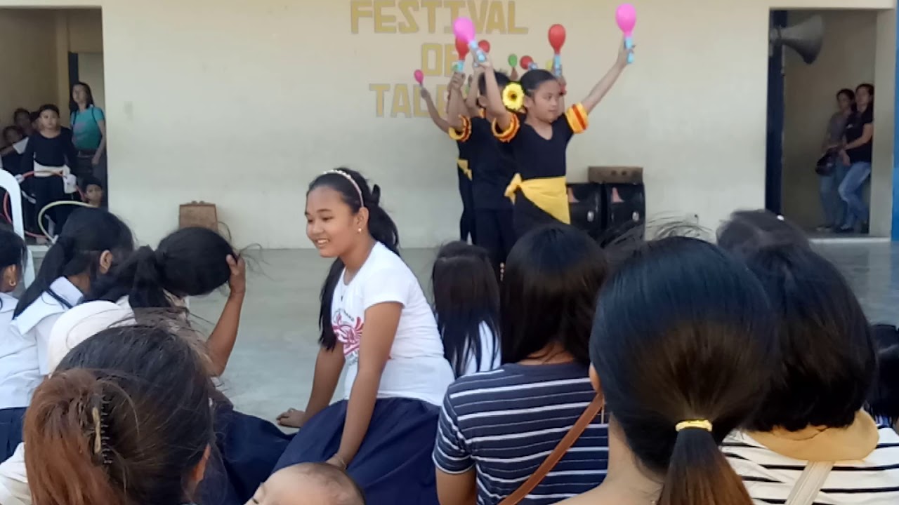 MAGALENHA (maracas dance)