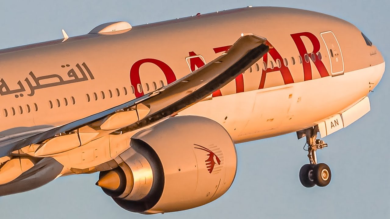 VERY CLOSE UP Boeing 777 Takeoffs & Landings | Melbourne Airport Plane Spotting