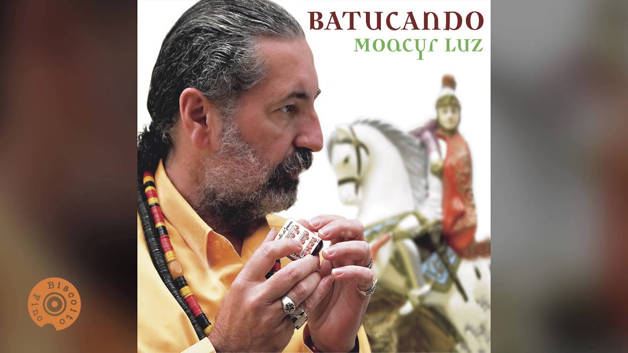 Clareou (Moacyr Luz - Batucando) - YouTube
