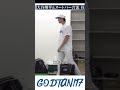大谷翔平様にご挨拶する岡本和真さんwww