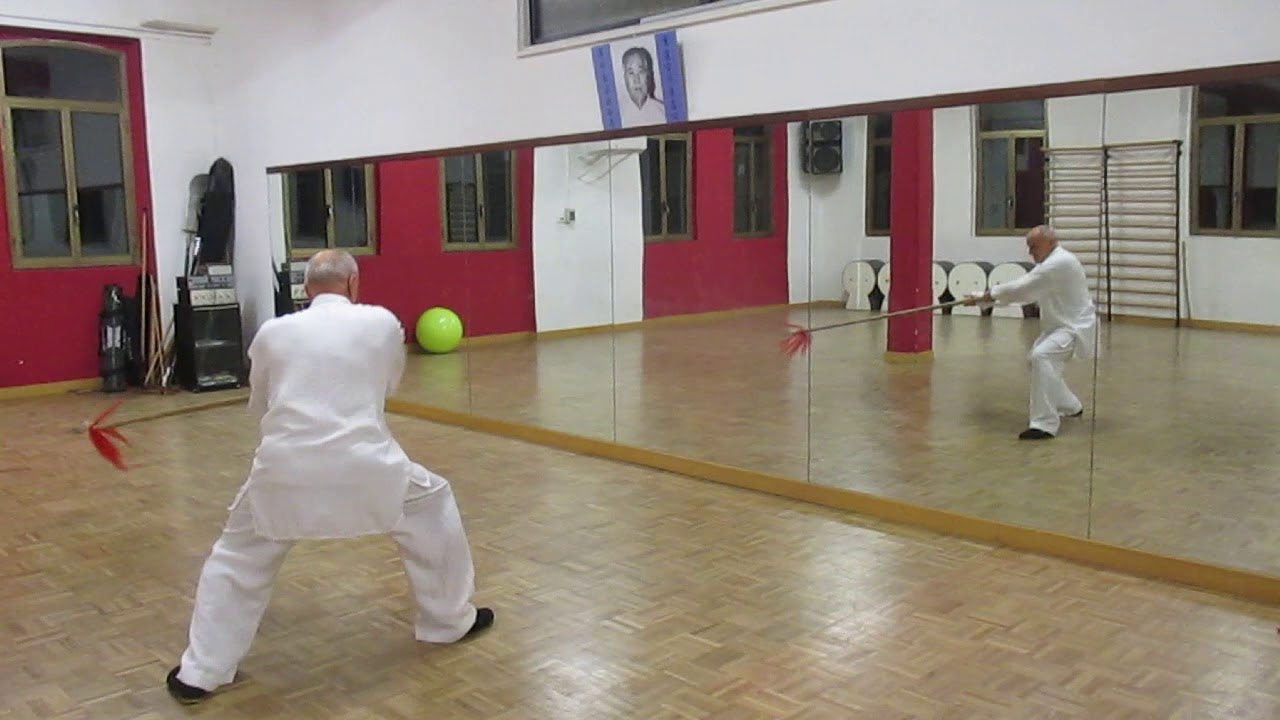 Maestro Giuseppe Ghezzi - lancia tai chi