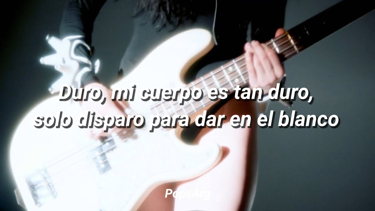 Poppy - Hard (sub. español) (video oficial)