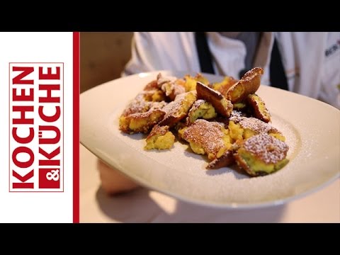 Der Kaiserschmarrn - eine typisch österreichische Nachspeise, die schon der Kaiser mochte ;). Unsere. 