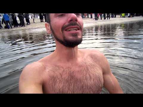 Закаливание - моржевание - как начать закаляться - Купание в проруби