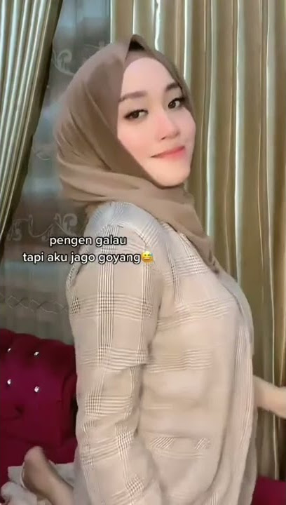 Tiktokers viral, @babyca666 Hijab Pamer Payudara BAG. 2