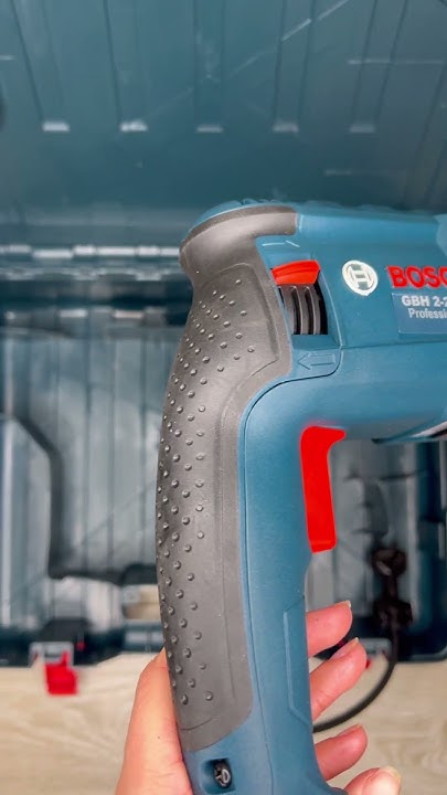 аналог Bosch 2-28D с патроном - YouTube