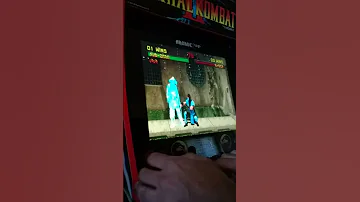 Mortal Kombat 2 Sub Zero Deep Freeze Deadpool Fatality Glitch On Mortal Kombat Arcade1Up 