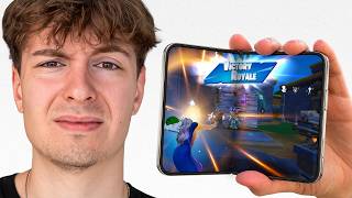 Playing Fortnite on the iPhone Duo