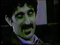 Frank zappa speaks dutch geef me wat vloerbedekking onder deze vette zwevende sofa