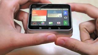 Review: Motorola Flipout MB511