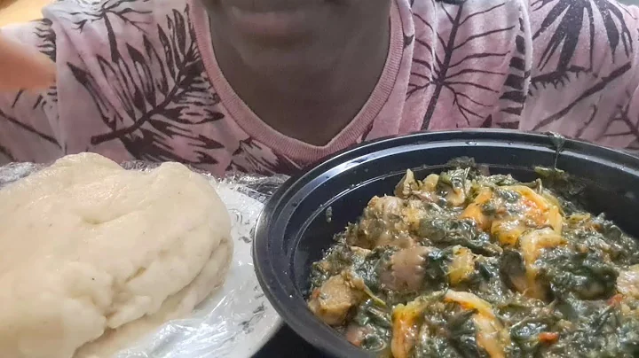 Asmr Nigerian food mukbang spinach soup with fufu