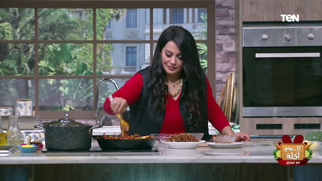 طريقة عمل طاجن لحم بالبصل مع الشيف فيفيان فريد