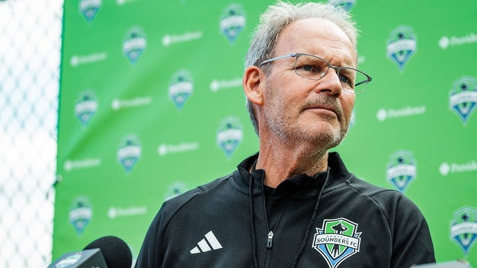 Interview: Brian Schmetzer on Signing Stuart Hawkins to the First Team
