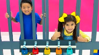 Alex and Ellie in the Escape Room Adventure Challenge for Kids