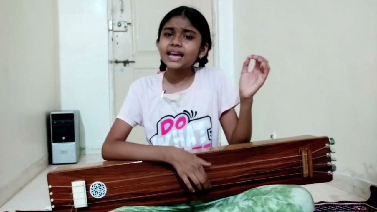 A beautiful Ghazal of Ustad Ghulam Ali sir... I tried to practice on Tanpura..