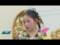 Мулоқоти Пешвои миллат бо 100  ятими кул ва тақдими туҳфаҳо ба онҳо дар ш. Хуҷанд