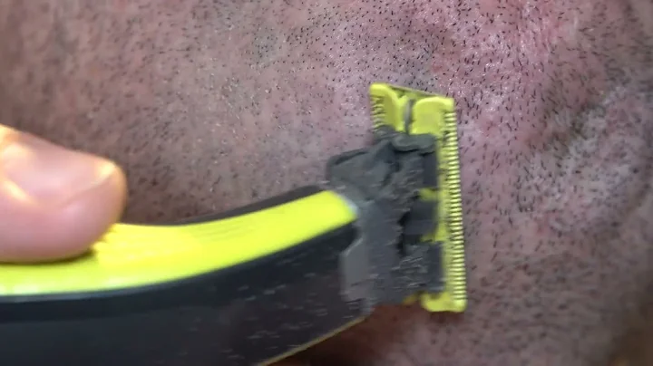 Philips Norelco OneBlade Razor - Seeing it in Action (4k)