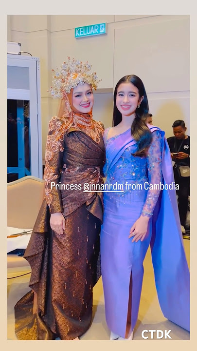 DS Siti Nurhaliza & Bintang-Bintang Dari ASEAN, UAE, Arab Saudi dan China Bergambar Bersama
